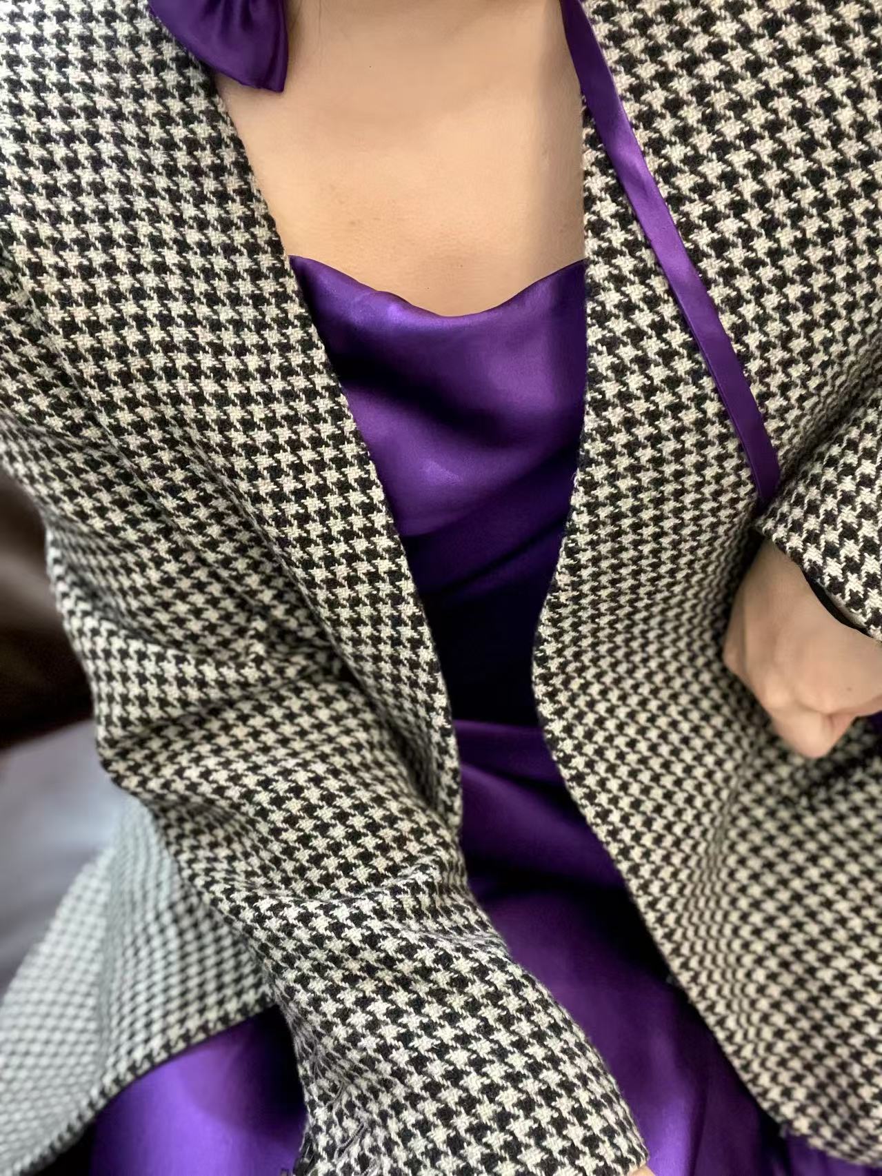 千鳥格紋里的紫色浪漫